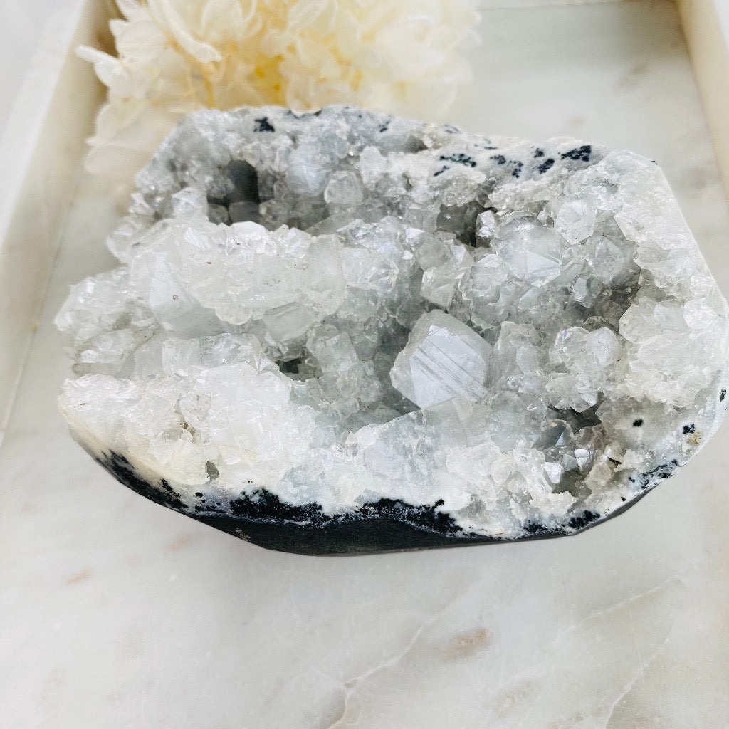 Apophyllite Cluster 018